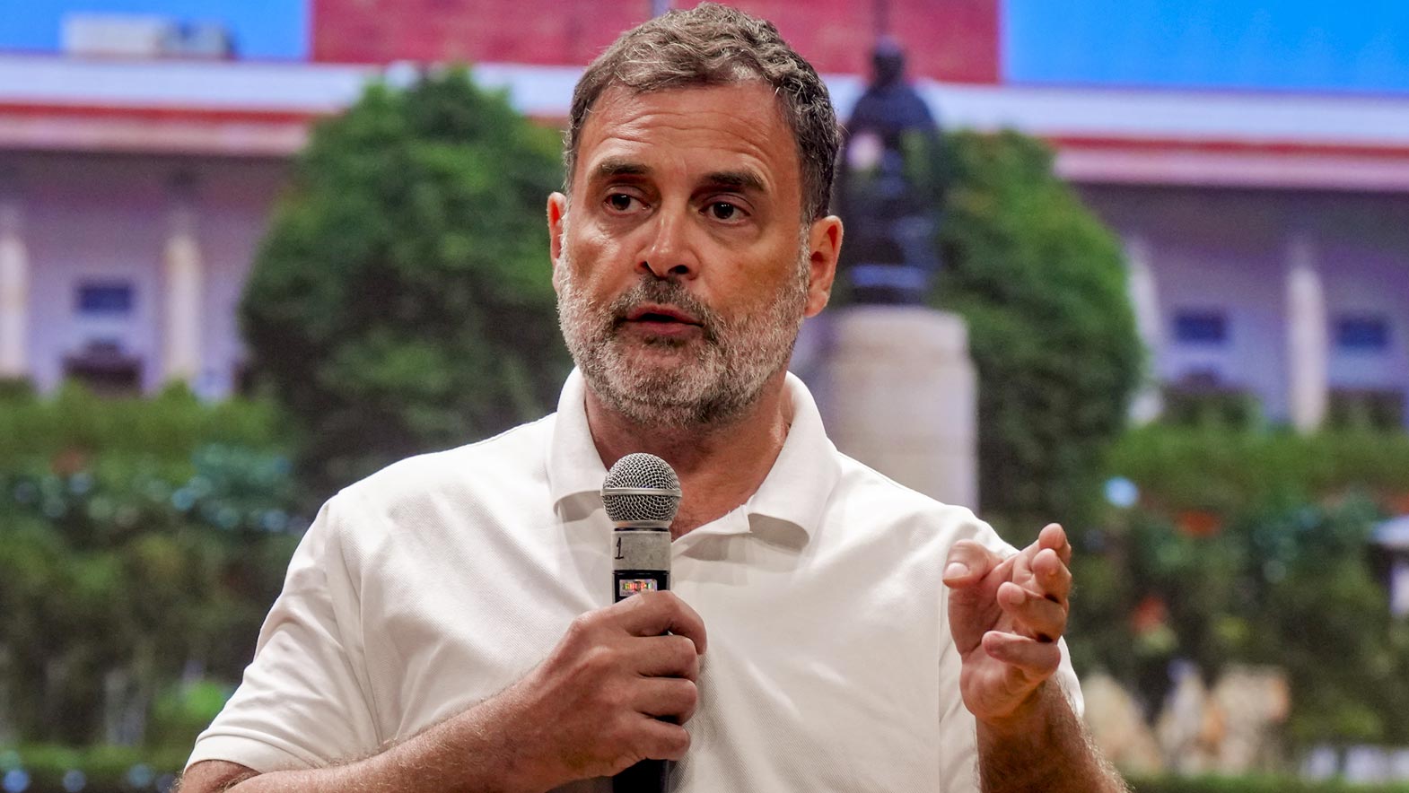 'BJP Se Ho Kya?': Rahul Gandhi Snaps At Reporter Over Query On Injured Delhi Cops