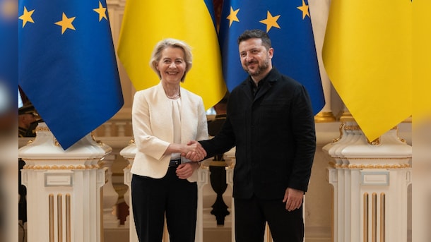 Blasts Heard In Kyiv As EU Chief Visits Ukraine Amid Russian Missile Alert