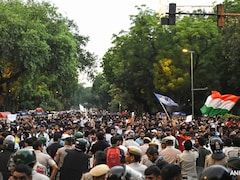 The Messaging App Government Wants Shut In Light Of The CJP Protests