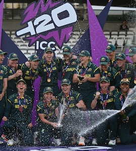 Beth Mooney, Phoebe Litchfield Star As Australia Hammer England In Womens T20 World Cup Final