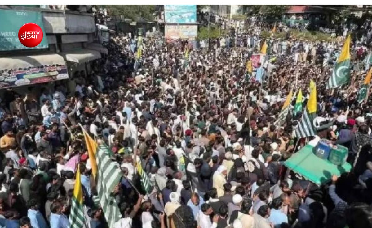 PoK के नागरिक दुश्मन... पाकिस्तान के रक्षामंत्री के बयान को भारत ने बताया 'तिरस्कार', चुनाव को बताया 'शर्मनाक'