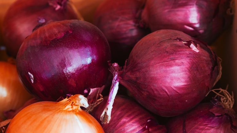 Woman Fired By Company Because Of Her Onion Allergy, Lawsuit Alleges