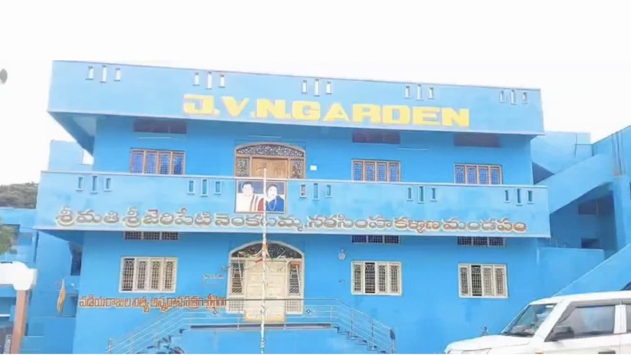 Mass Suicide Suspected: 5 Family Members Found Dead in Andhra Pradesh