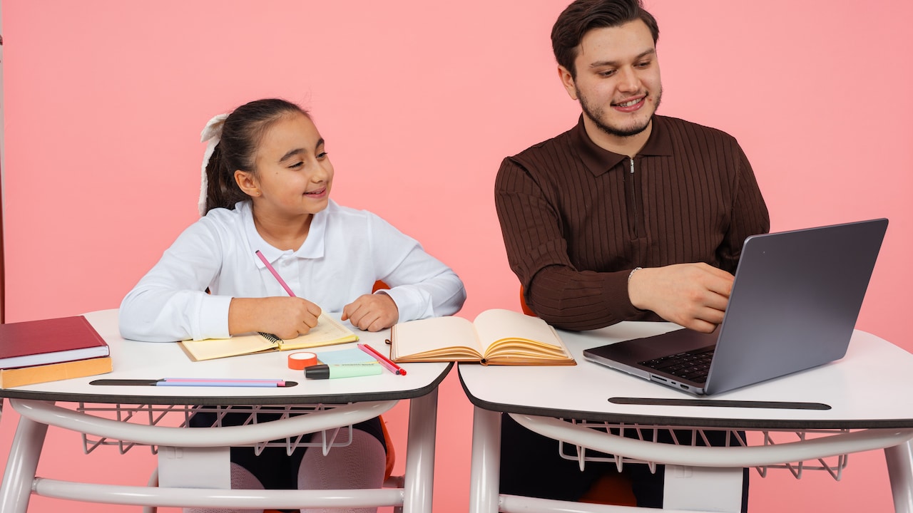 Unique and useful Teachers Day gift ideas for students Unique and useful Teachers Day gift ideas for students
