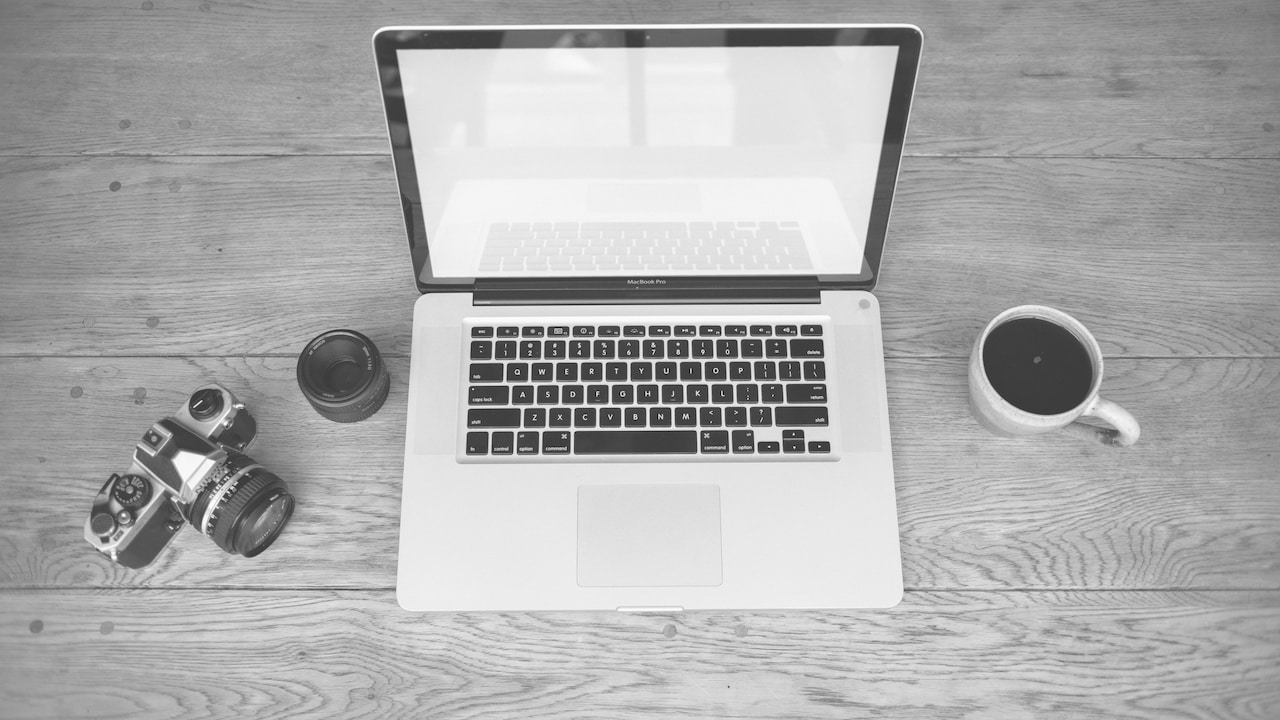 Does A Slim Laptop Always Run Hot? 10 Cooling Myths Buyers Should Know Does A Slim Laptop Always Run Hot? 10 Cooling Myths Buyers Should Know