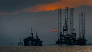 US Eyes India's Reliance To Refine Venezuelan Oil