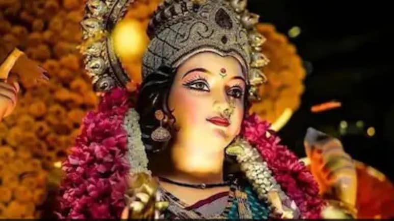 मासिक दुर्गाष्टमी: आज इस शुभ मुहूर्त में करें मां दुर्गा की पूजा, जानें विधि, मंत्र और उपाय