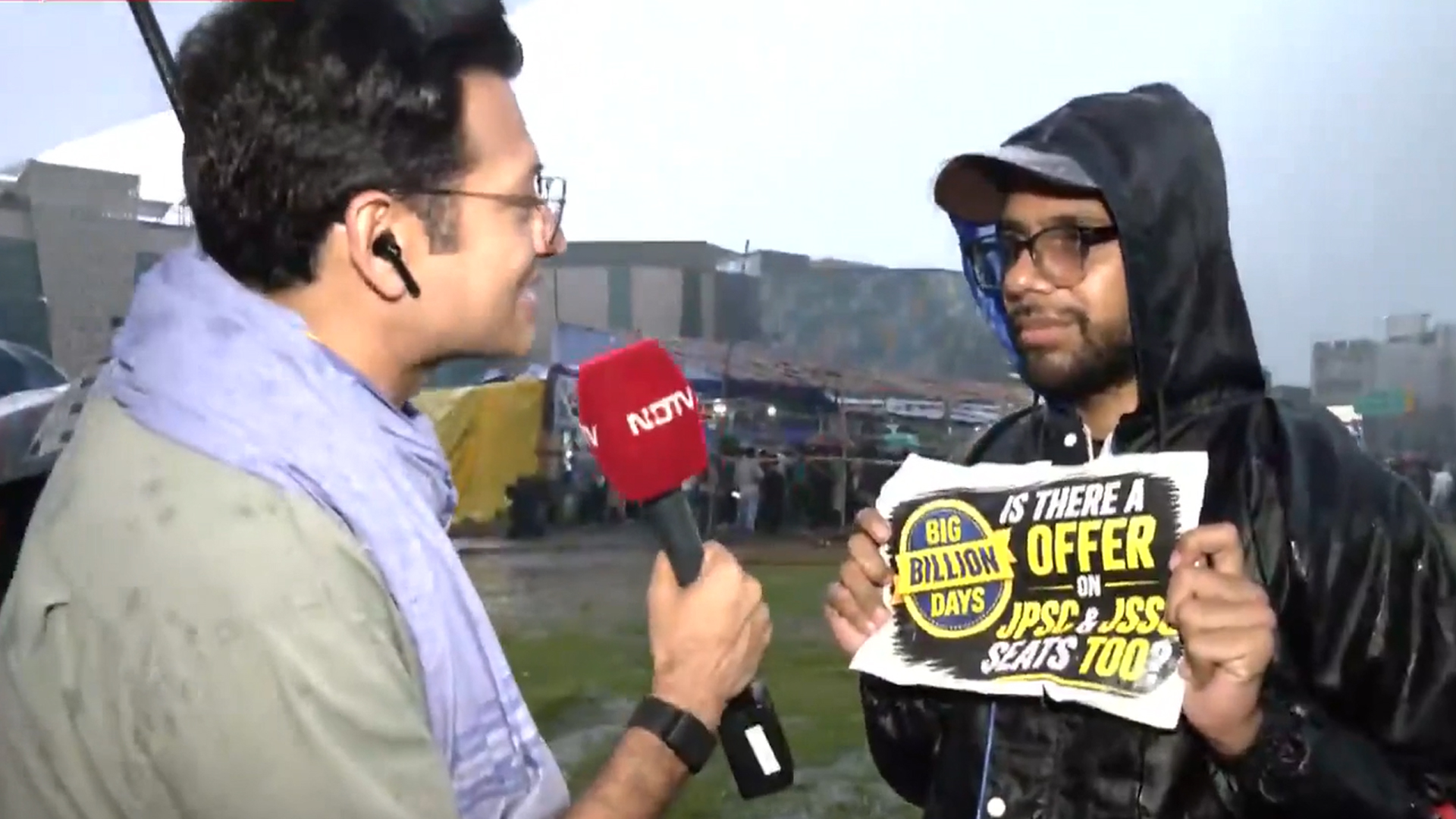 Jharkhand Students' Sarcastic Protest: "Big Billion Sale" For JPSC-JSSC Seats
