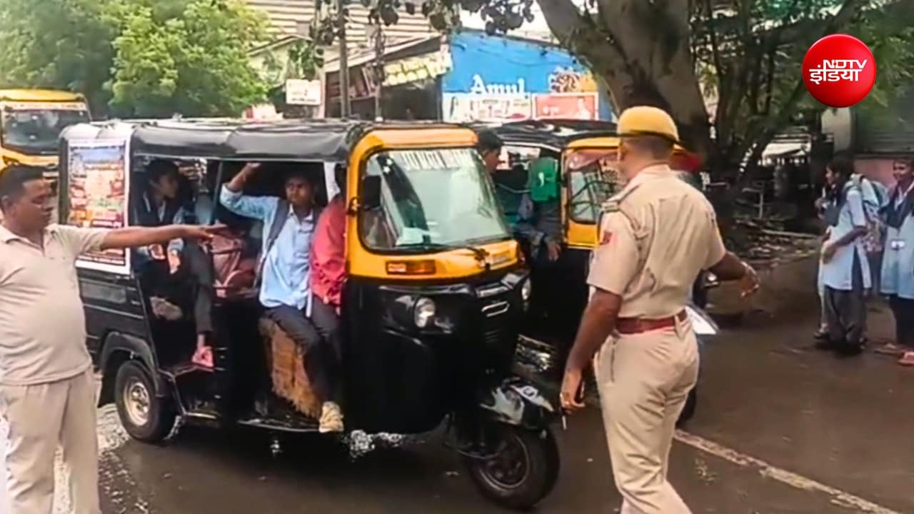 3 सीट वाले ऑटो में 11 सवारी! 18 वाहनों के चालान कटे, 8 जब्त