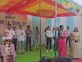 I-Day के मंच से फूटा पूर्व प्रिंसिपल का गुस्सा, वर्तमान प्राचार्य पर लगाया पैसे देकर पद पाने का आरोप