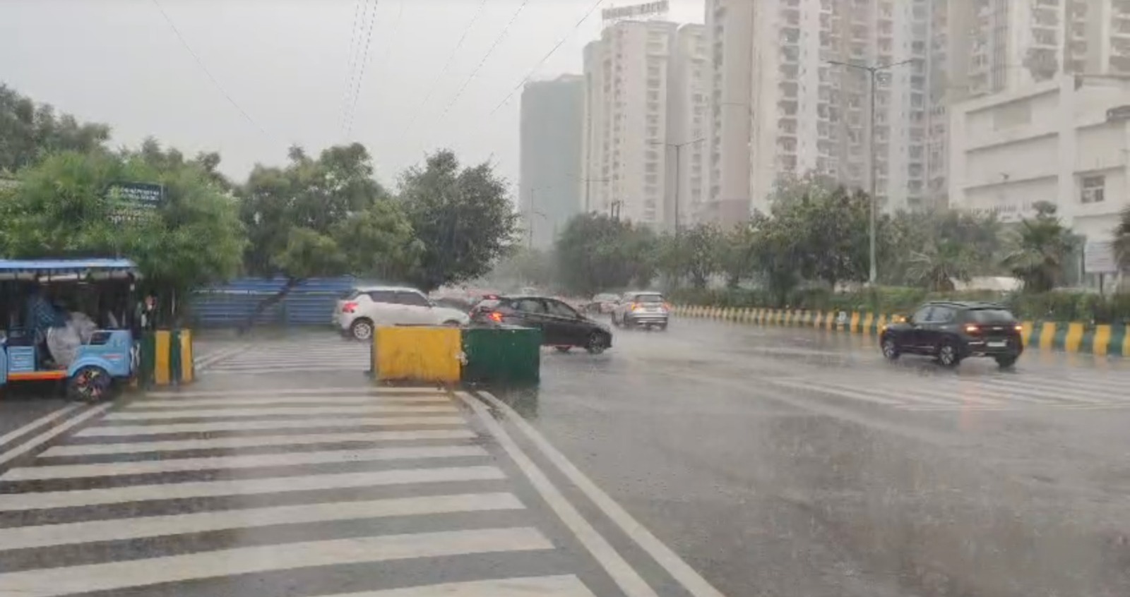 Heavy Rain Hits Delhi, Nearby Areas. Red Alert For Some Districts