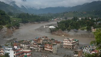 Nepal Floods: क्या बाढ़ के पानी से बीमारी हो सकती है? ऐसे रखें खुद को सुरक्षित