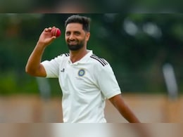 Auqib Nabi: जसप्रीत बुमराह को चोटिल होने के बाद आकिब नबी को क्यों मिला मौका, ये हैं 3 बड़े कारण