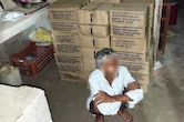 भिंड में 2 लाख से ज्यादा की अवैध शराब जब्त, 43 पेटियों के साथ 60 वर्षीय बुजुर्ग गिरफ्तार