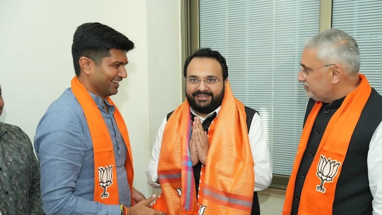 कौन हैं गुजरात के हेमांग जोशी, जो तेजस्वी सूर्या की जगह बने भाजपा युवा मोर्चा के राष्ट्रीय अध्यक्ष