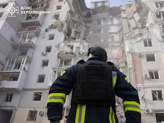 Ukraine Tells Kherson Residents To Leave As Russia Intensifies Attacks