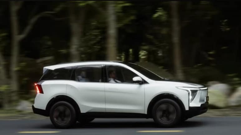 Mahindra की नई 6-सीटर EV लॉन्च, एक चार्ज में 679 KM तक की रेंज, जानें कीमत