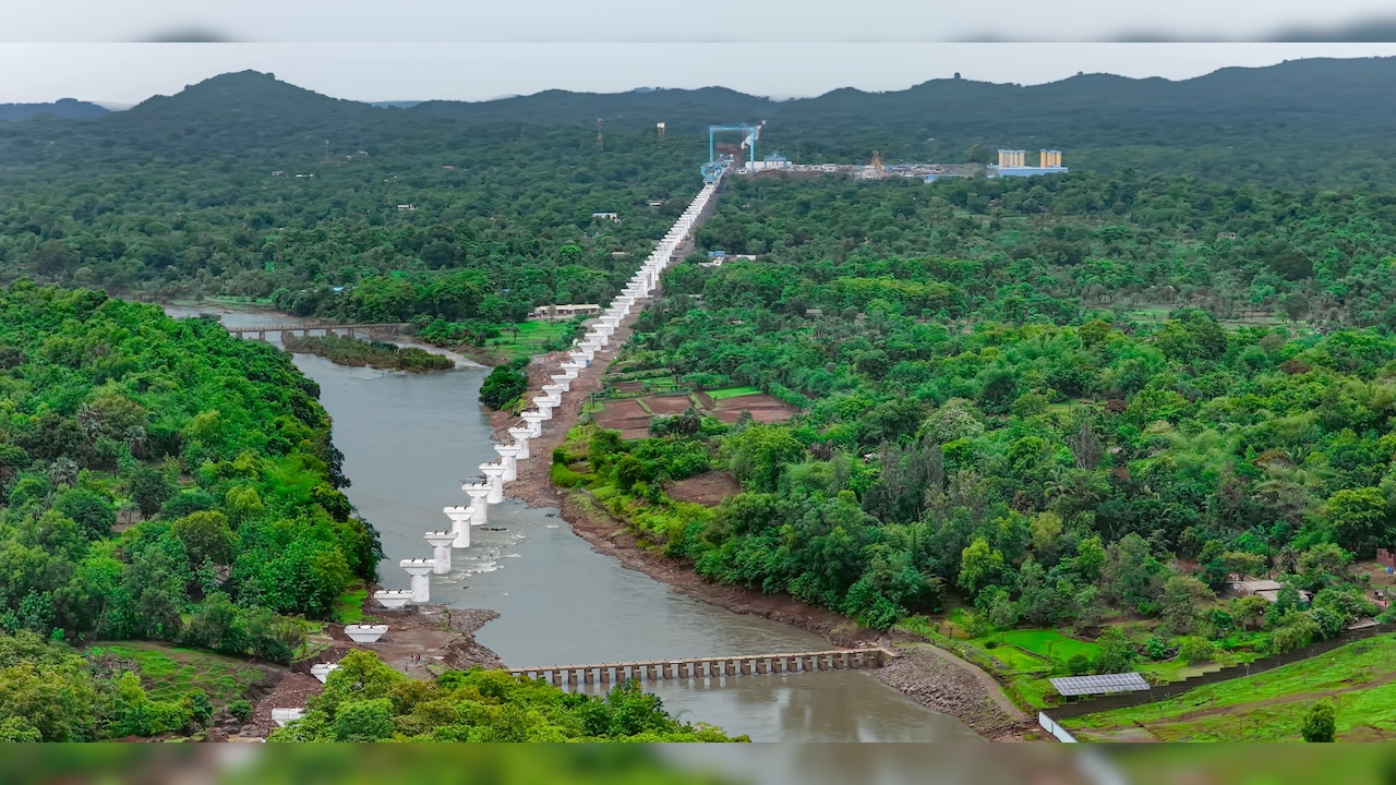 Jagani river piers ready to receive full span box girders. Jagani river piers ready to receive full span box girders.