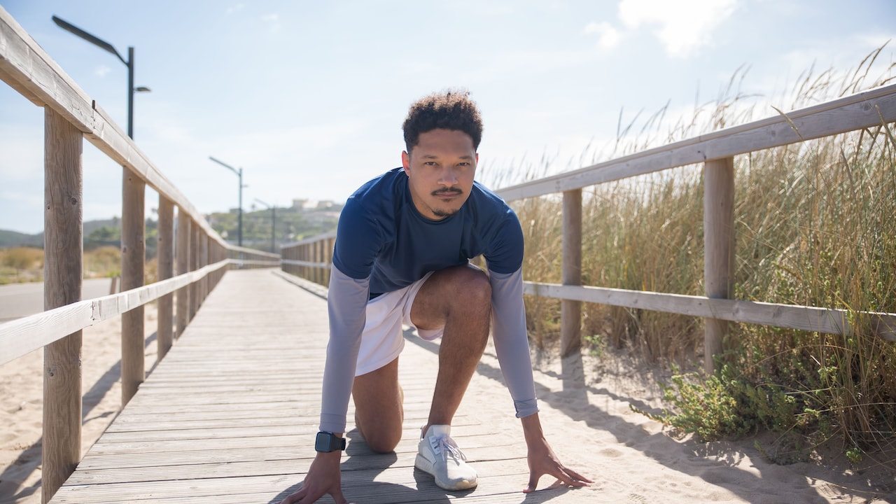 10 Activewear Mistakes That Can Make Walking, Yoga And Strength Training Less Comfortable 10 Activewear Mistakes That Can Make Walking, Yoga And Strength Training Less Comfortable