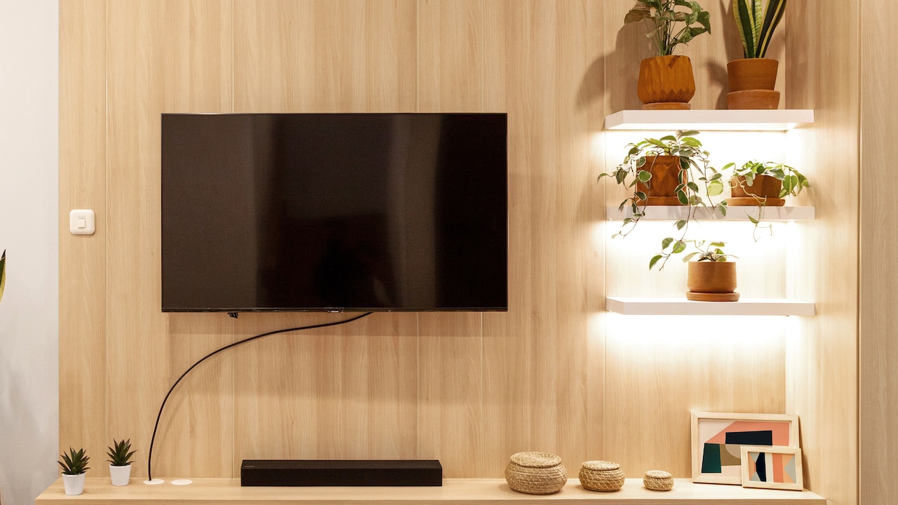 10 Reasons A Soundbar Makes Dialogue Clear But Music Sound Flat And How To Improve It