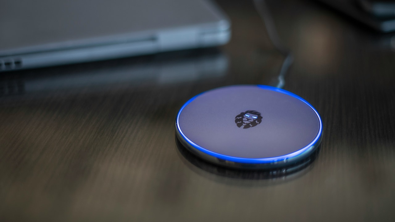 10 Reasons Wireless Charging Slows Or Stops When Your Phone Gets Hot 10 Reasons Wireless Charging Slows Or Stops When Your Phone Gets Hot