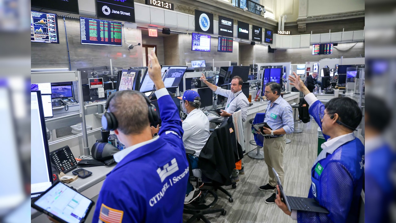 Wall Street Highlights: S&P 500, Nasdaq Finish Higher As Investors Prepare For Nvidia Earnings
