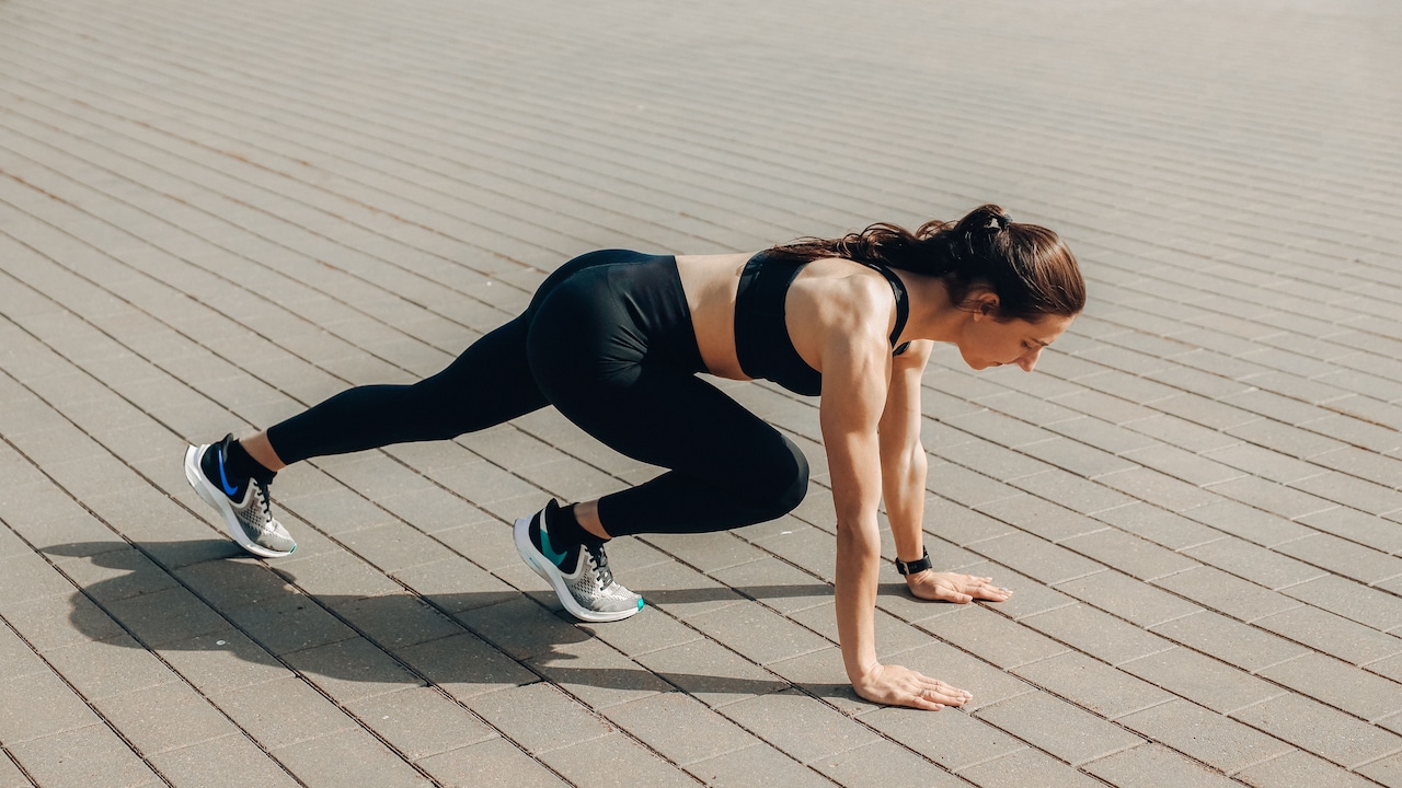 Are Your Sports Leggings See-Through? 10 Easy Checks For Better Coverage