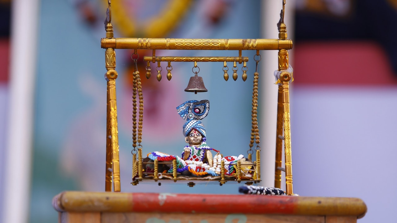 Krishna jhulas you need to make your Janmashtami celebrations even more special Krishna jhulas you need to make your Janmashtami celebrations even more special