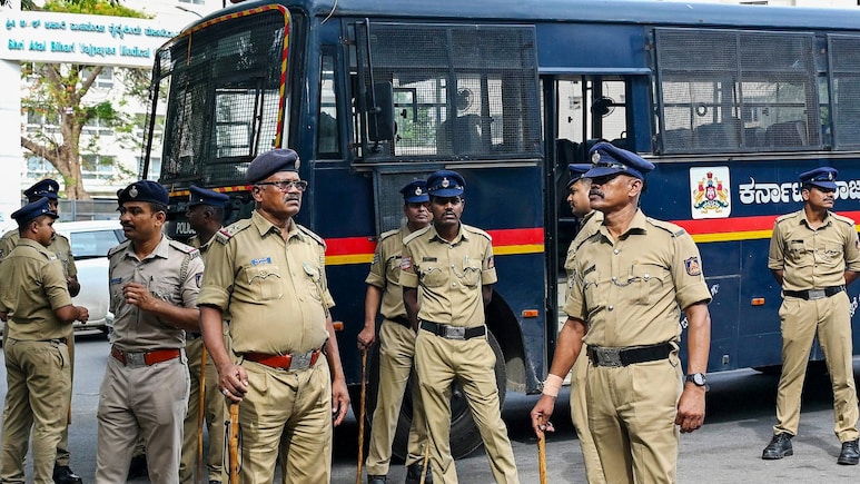 बेंगलुरु में पिता और 4 साल के बेटे की मौत, पत्नी पर हत्या का केस, अफेयर के आरोप के बाद जांच तेज