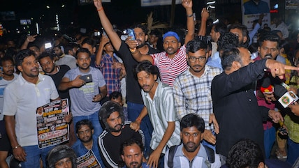 Jharkhand Students, Hemant Soren Party Workers Clash Over Burning Of Effigy
