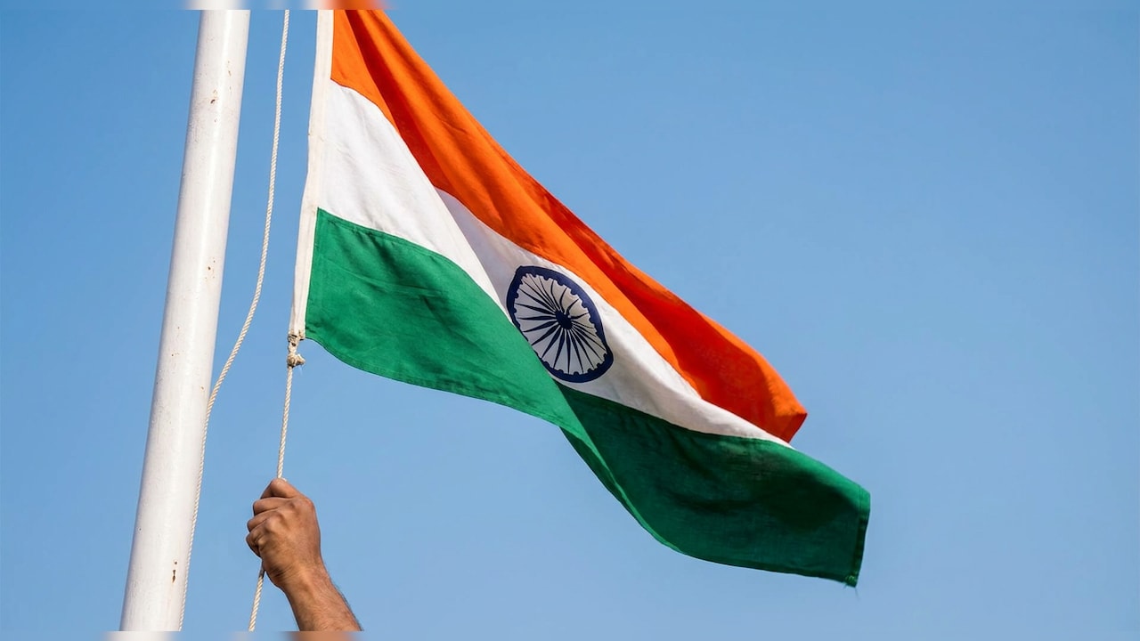 Independence Day Flag Hoisting Image