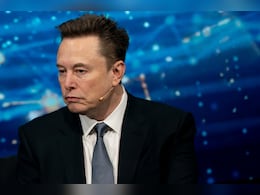 T-Mobile CFO Says Elon Musk's Starlink 'Not A Threat At All' To Traditional Wireless Carriers