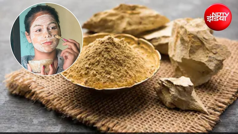 बारिश में चेहरे पर मुल्तानी मिट्टी लगाने का सही समय और सही तरीका क्या है? डर्मेटोलॉजिस्ट ने बताई जरूरी टिप्स