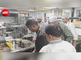 नामी प्राइवेट हॉस्पिटल की किचन में बासी ब्रेड और एक्सपायर्ड सामान, औचक छापेमारी से हड़कंप