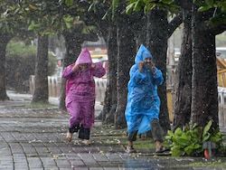 Waterlogging In Mumbai After Heavy Rain, More Showers Predicted