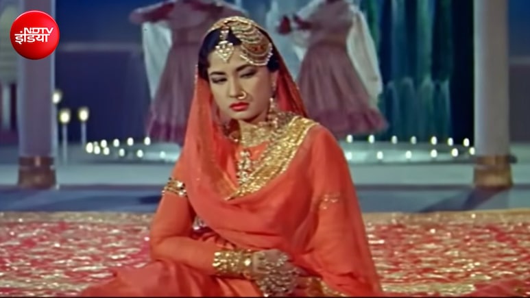 मीना कुमारी का वो गाना, बिगड़ी सेहत तो बॉडी डबल का लेना पड़ा सहारा, रिलीज के बाद हुई एक्ट्रेस की मौत, 54 साल बाद भी गूंजती है लता की आवाज
