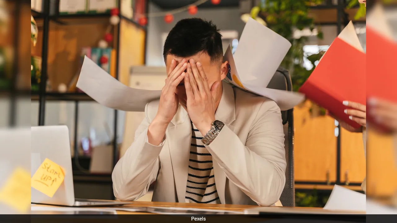 He Walked Away From A Rs 1 Crore Job At 25. The Reason Has Social Media Talking He Walked Away From A Rs 1 Crore Job At 25. The Reason Has Social Media Talking