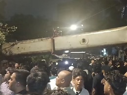 8 Injured As Crane Falls On Houses During Eviction Operation In Mumbai