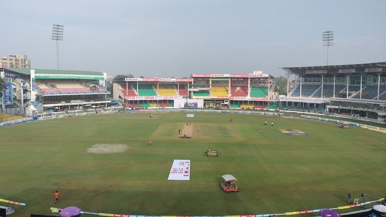 T20 League: अभिषेक एक मैच के लिए सस्पेंड, ऋषभ और कुनाल पर भी लगा भारी जुर्माना