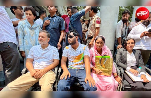 Rahul Gandhi Dharna News LIVE: राहुल गांधी दिल्ली के संसद मार्ग थाने में धरने पर बैठे, FIR दर्ज करवाने की मांग