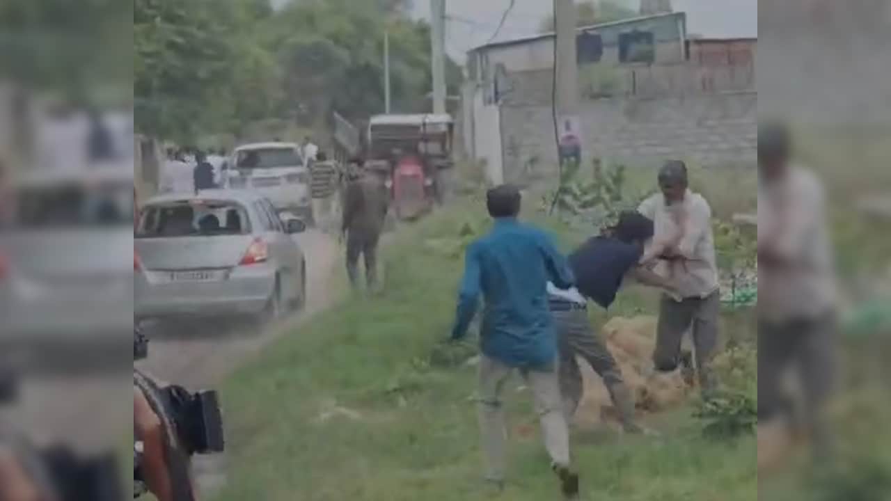 CJP volunteers were chased and beaten by a crowd 