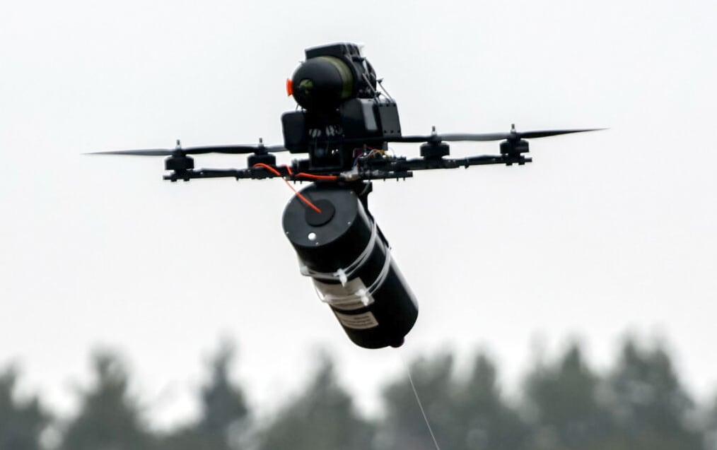 An Ukrainian FPV drone with fiber-optic cable. An Ukrainian FPV drone with fiber-optic cable.