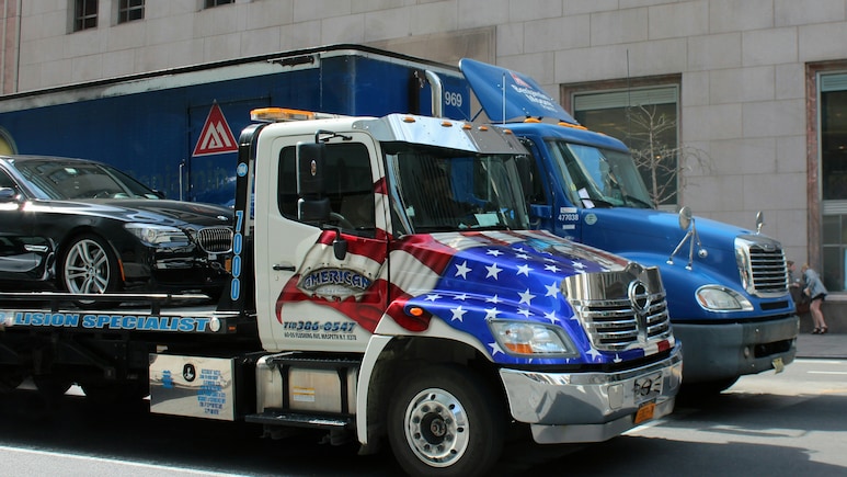 Indian Drivers In US Face Uncertainty? Trump Administration Revokes 28,000 Immigrant Truckers' Licences