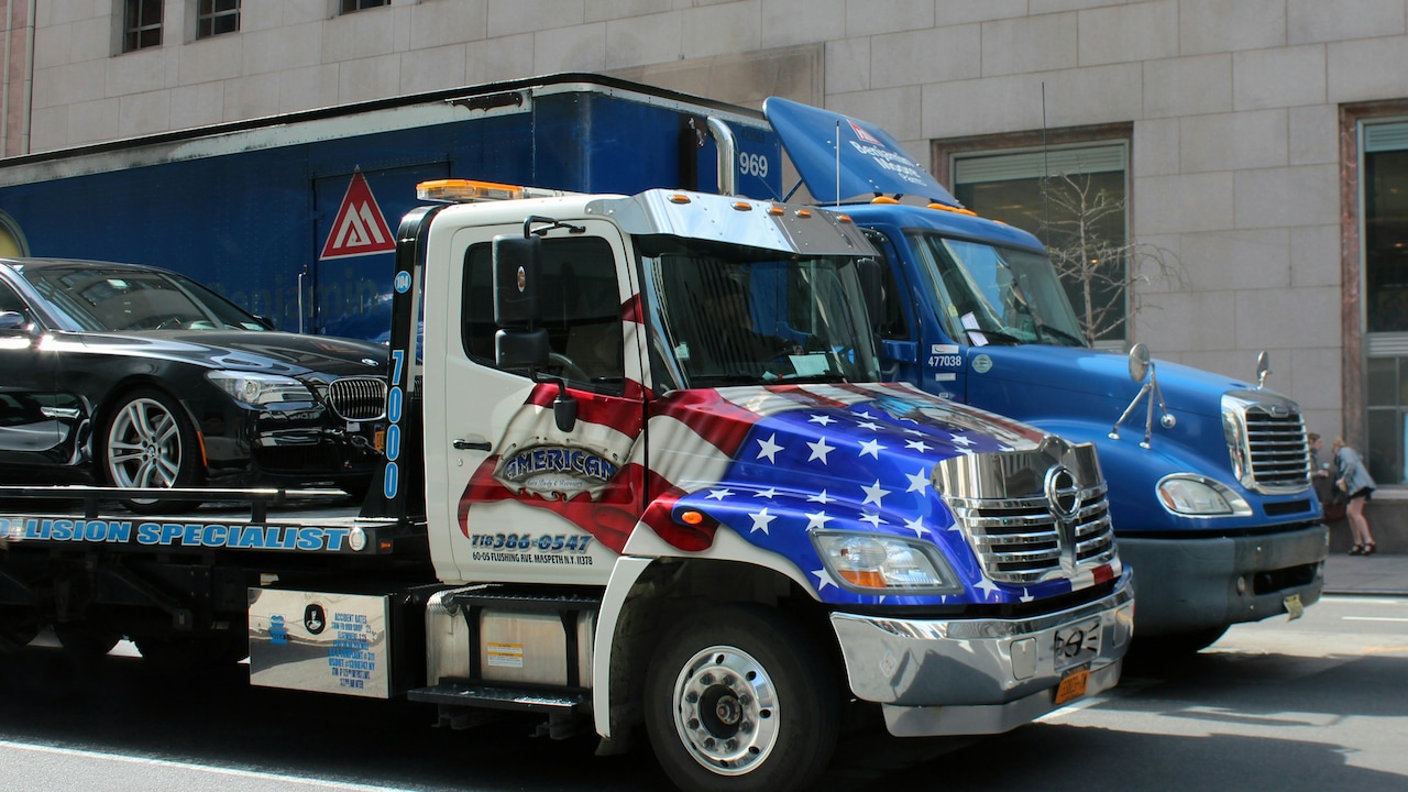 Indian Drivers In US Face Uncertainty? Trump Administration Revokes 28,000 Immigrant Truckers' Licences