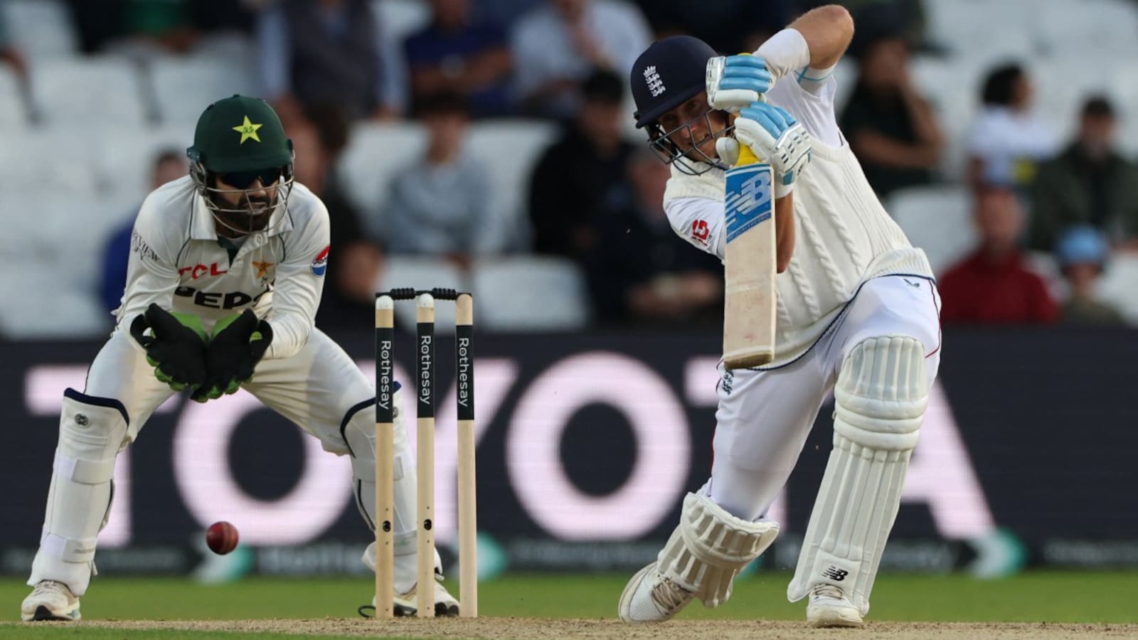 England vs Pakistan, 1st Test Day 2, Live Score Updates