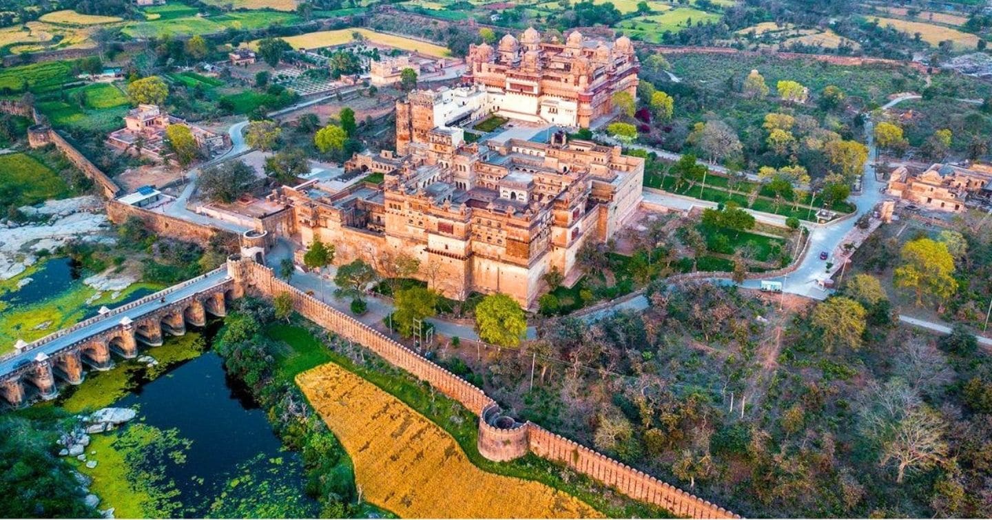 This Charming Madhya Pradesh Town Looks Frozen In Time. 5 Places You Cannot Miss