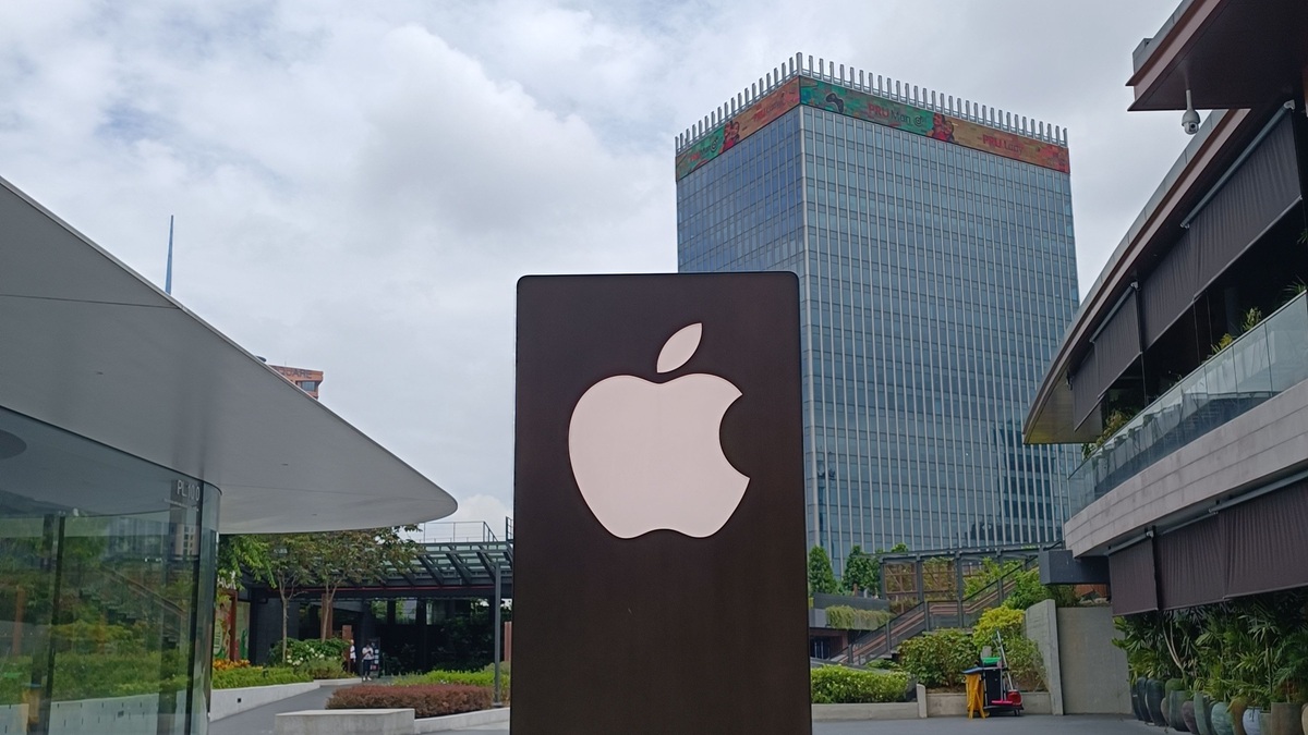 Apple ने भारत में सिर्फ 9 आईफोन बेचकर कमाया 28 फोन जितना पैसा, जानें कैसे?
