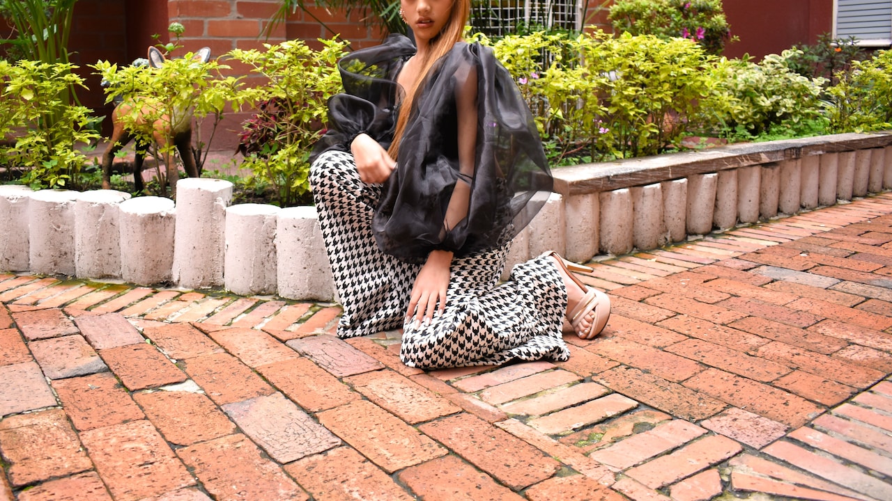 How To Keep Palazzo Trousers From Clinging: 10 Fixes For Humidity, Fabric And Fit