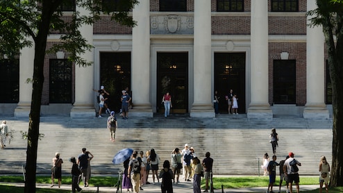 Harvard Launches Rs 67,000 Course With AI Clones Of Its Faculty To Teach Startup Culture