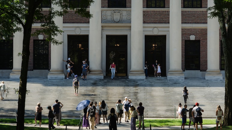 Harvard Launches Rs 67,000 Course With AI Clones Of Its Faculty To Teach Startup Culture